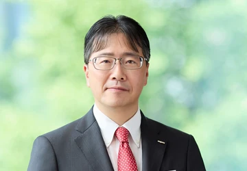 代表取締役社長執行役員 CEO 春山 裕一郎