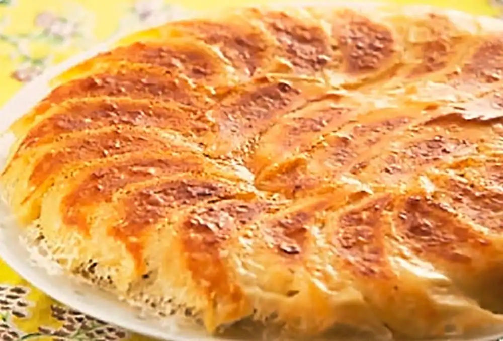 円盤焼き餃子（大根にら餃子）