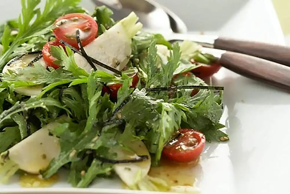 春菊とかぶの海苔(のり)ポンサラダ