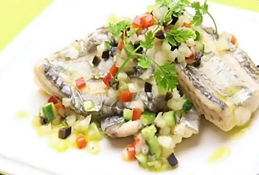 たちうおのフリット ラビゴットソース