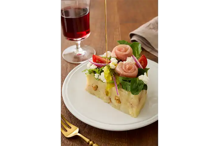 お花のケーキサラダ