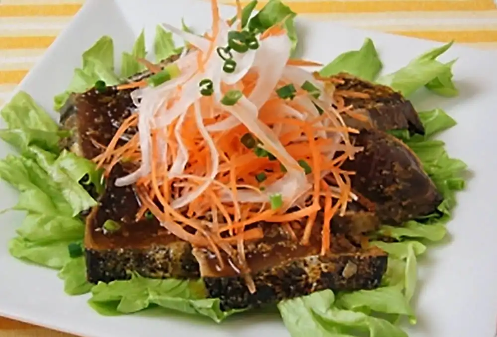 韓国風かつおのタタキ