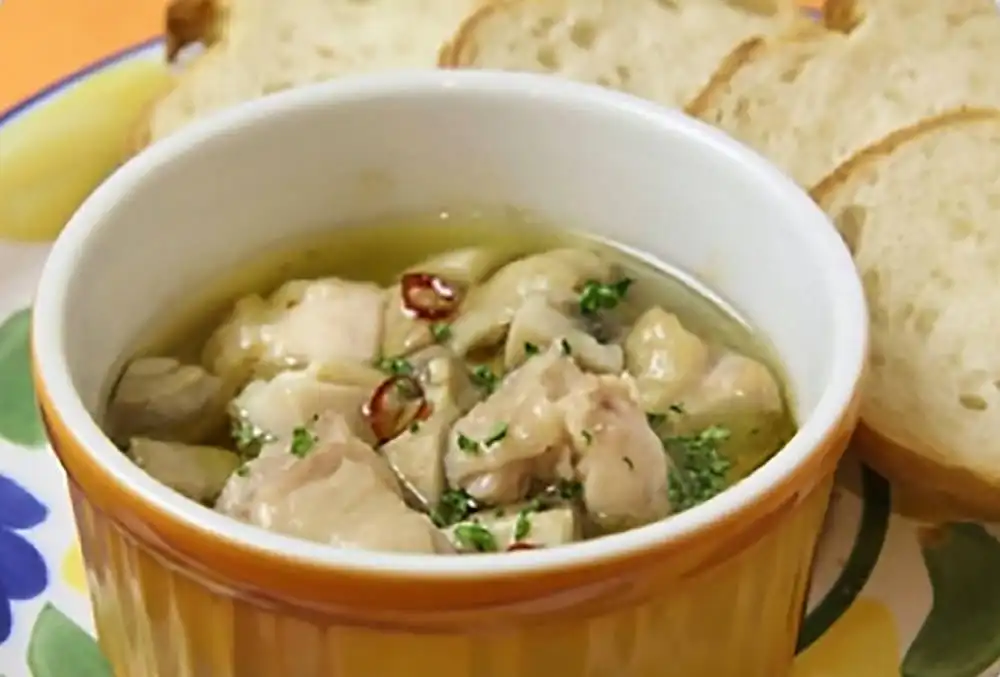 鶏肉とマッシュルームのアヒージョ