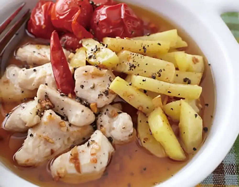 鶏肉とじゃがいものゴヒージョ