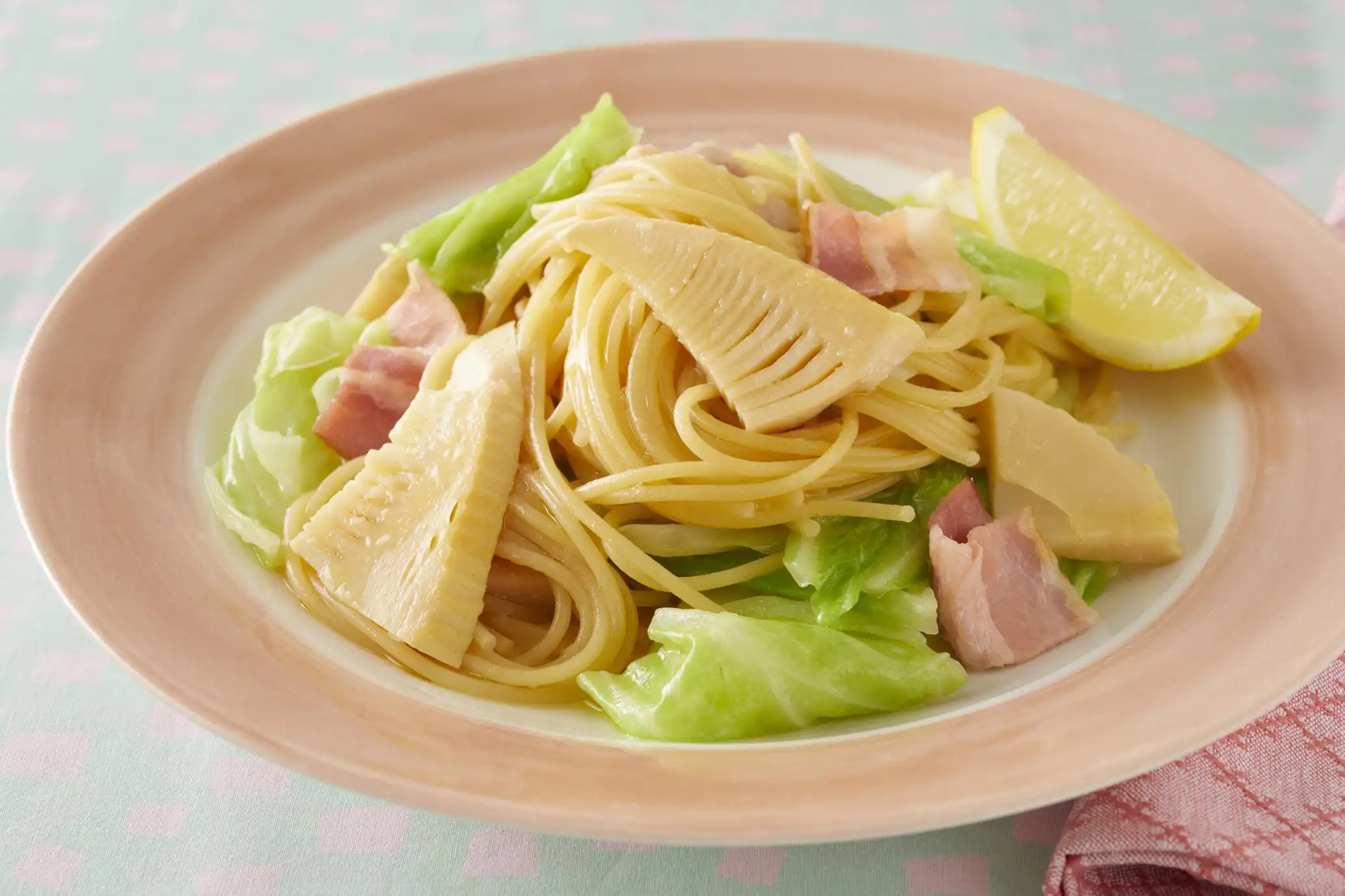 たけのことキャベツの春パスタ