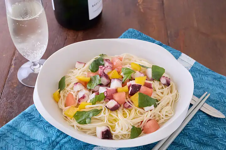 夏野菜とたこのそうめん